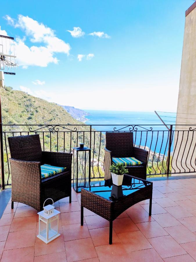 Tao Charming Apartment Taormina Exterior photo