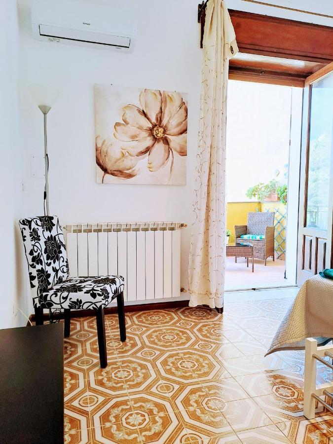 Tao Charming Apartment Taormina Exterior photo