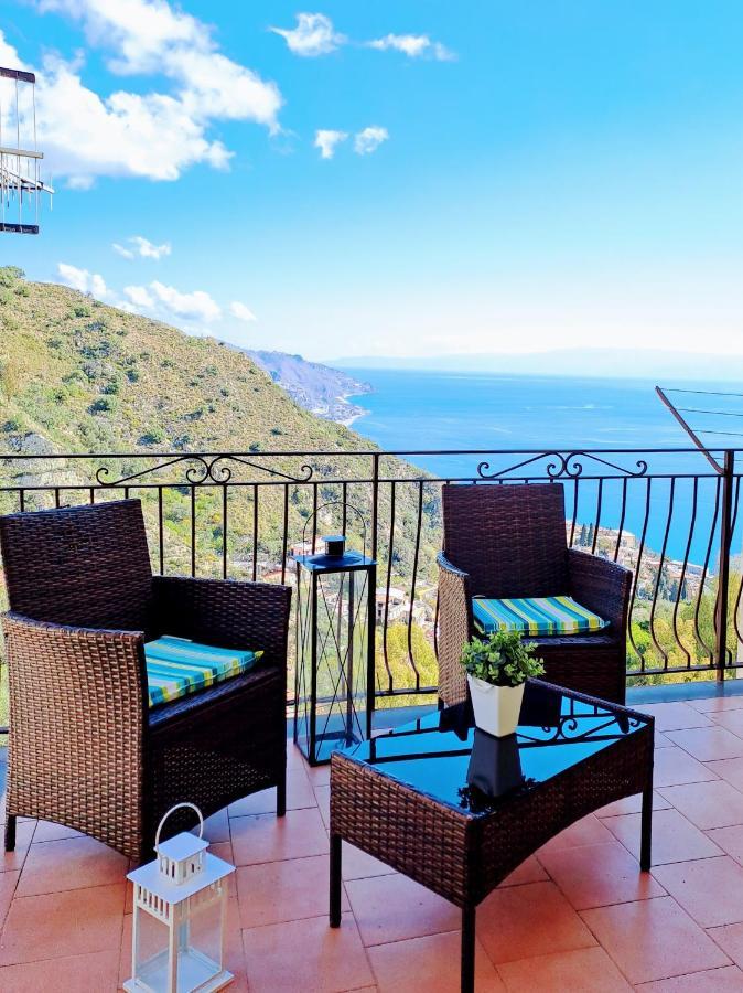 Tao Charming Apartment Taormina Exterior photo
